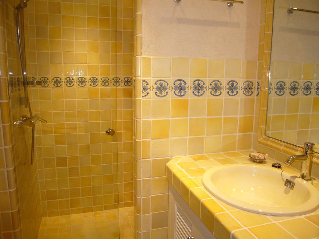 Le Point D'Orgue Bed and Breakfast Saint-Tropez Værelse billede